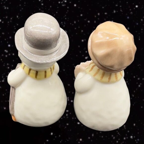 Royal Copenhagen Porcelain Grandpa & Grandma Miniature Figurines 2.5”T 1”W - Picture 4 of 8